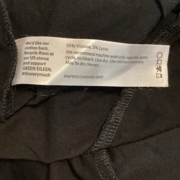 Eileen Fisher Asymmetric Hem Viscose Blend Tank Top Size S Black - Picture 7 of 7